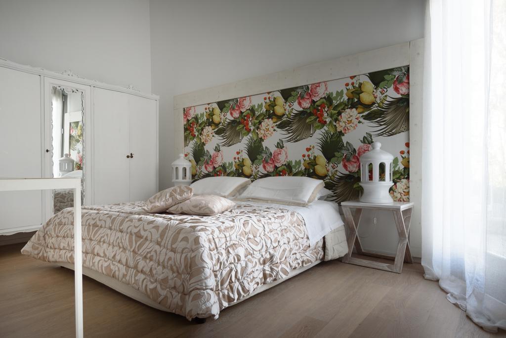 Palazzo Dei Dondoli Bed & Breakfast 2*